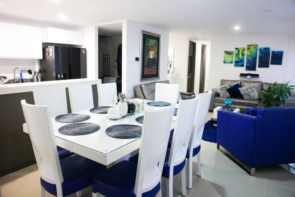 Edificio Astoria Apartment Cali